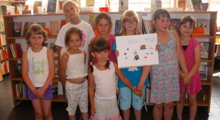 zdjęcie grupowe dzieci
