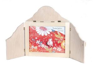 teatrzyk kamishibai - drewniana skrzynka z książką