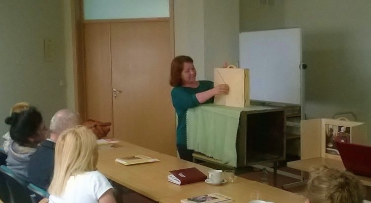foto bibliotekarz podczas szkolenia